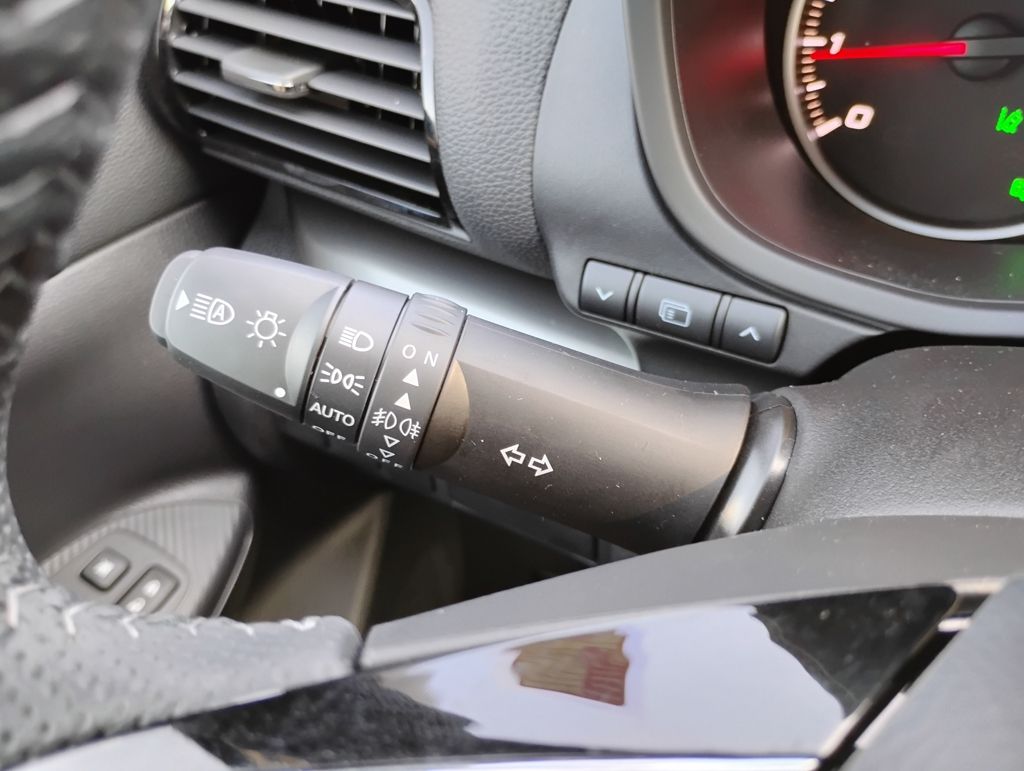 2025 Mitsubishi Eclipse Cross Black Edition - Photo 27