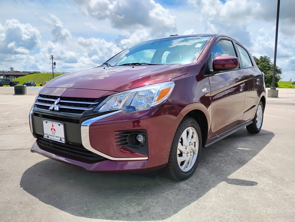 2024 Mitsubishi Mirage LE photo 3