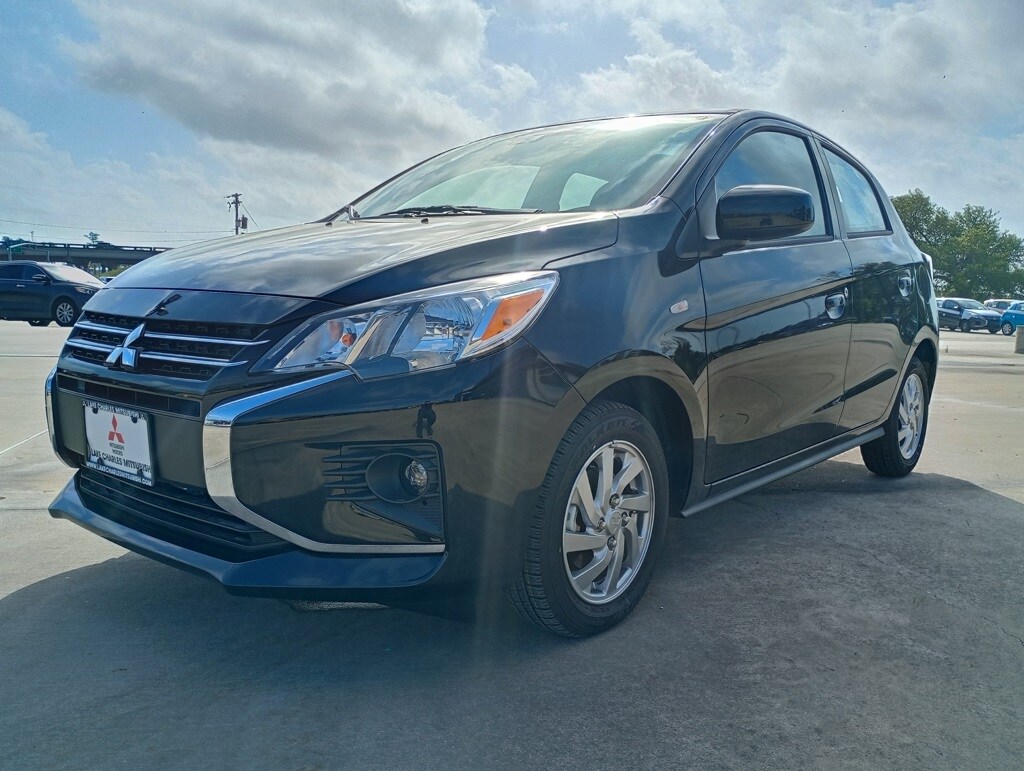 2024 Mitsubishi Mirage LE photo 3