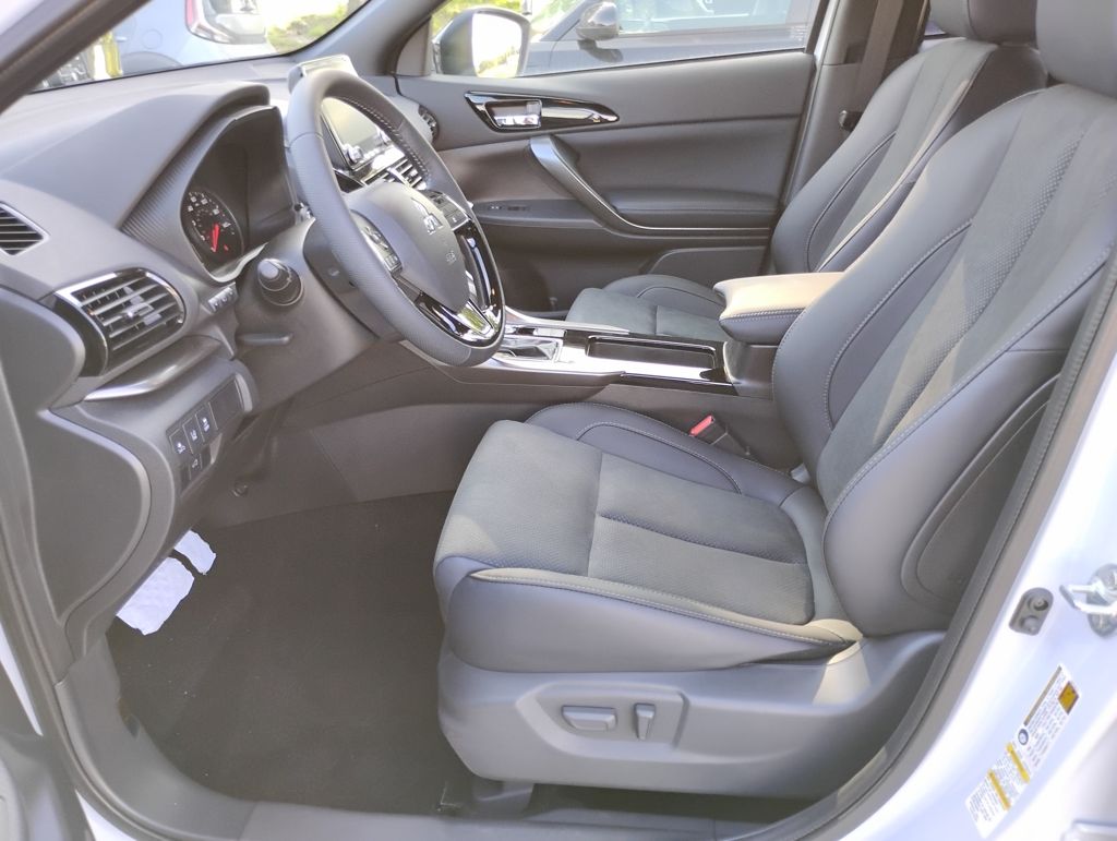 2025 Mitsubishi Eclipse Cross Black Edition - Photo 16