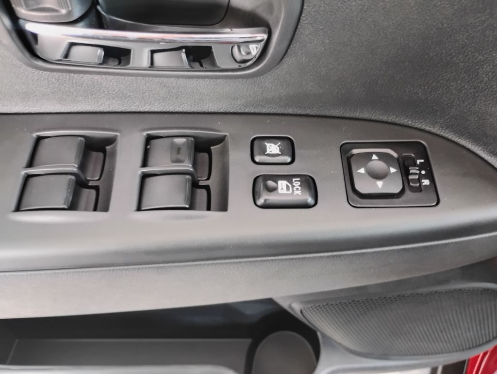 2025 Mitsubishi Outlander Sport ES - Photo 22