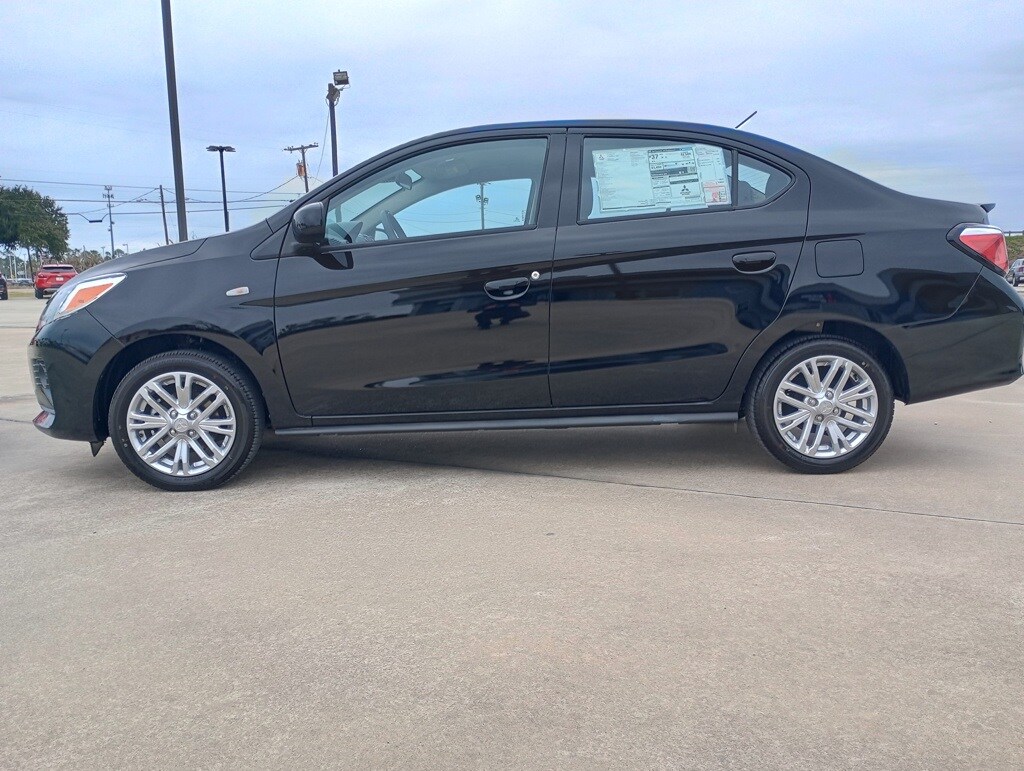 2024 Mitsubishi Mirage G4 LE photo 4