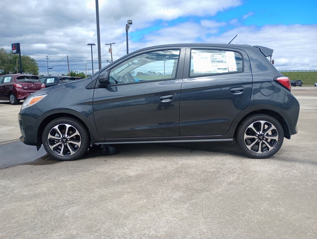 2024 Mitsubishi Mirage SE photo 3