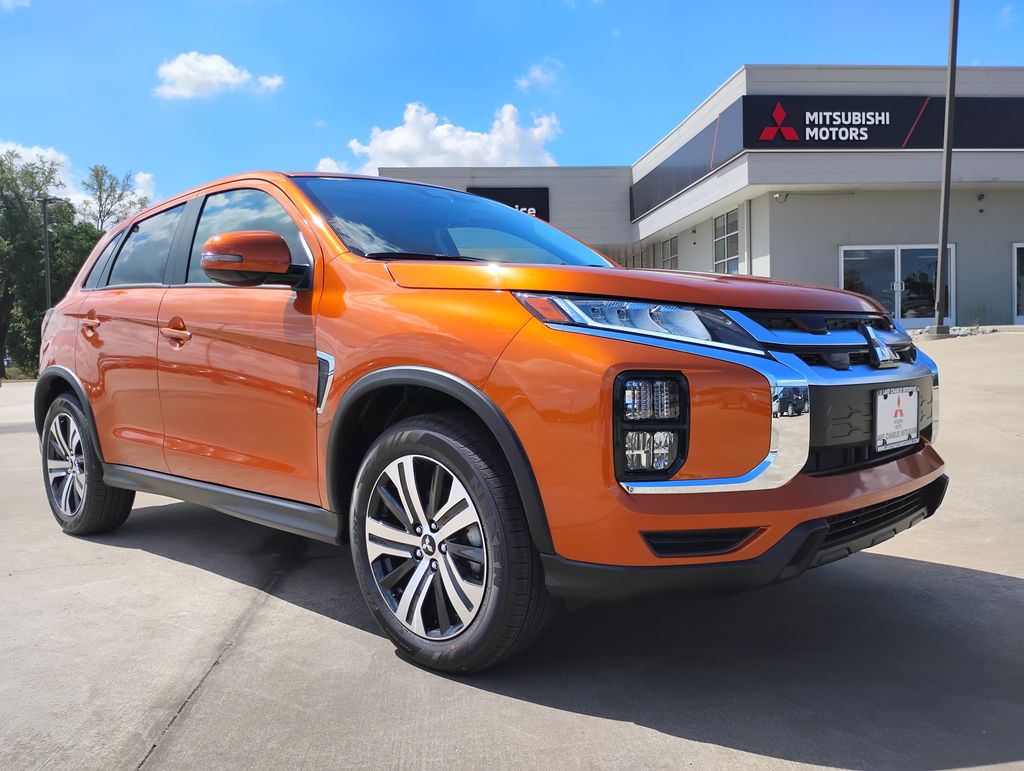 2026 Mitsubishi Outlander Sport 2.0 SE AWC CVT's photo