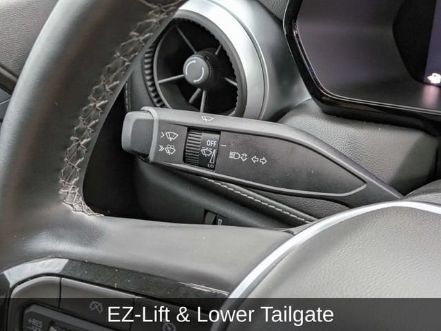 2024 Chevrolet Colorado LT - Photo 35
