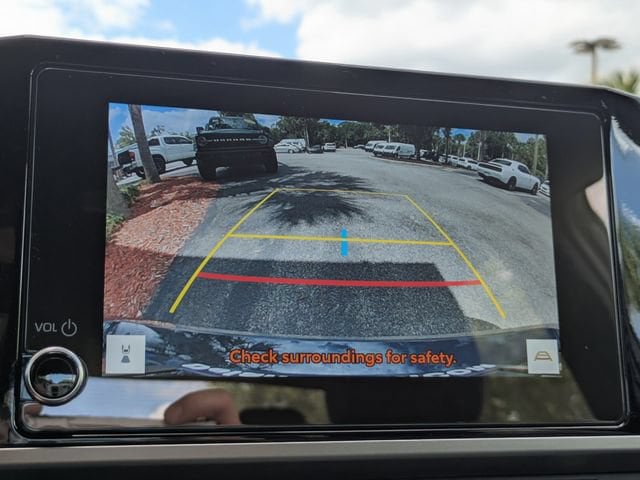 2025 Toyota Camry SE - Photo 24