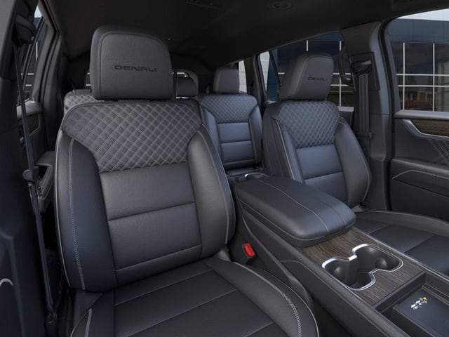 2026 GMC Acadia Denali - Photo 16
