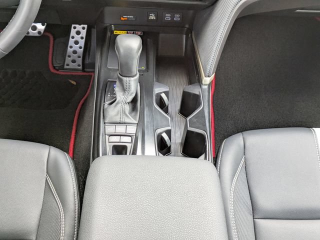 2025 Toyota Camry SE - Photo 22