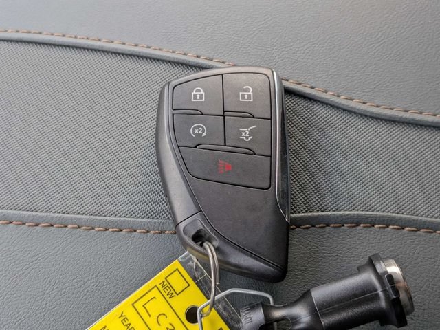 2025 GMC Acadia AT4 - Photo 39