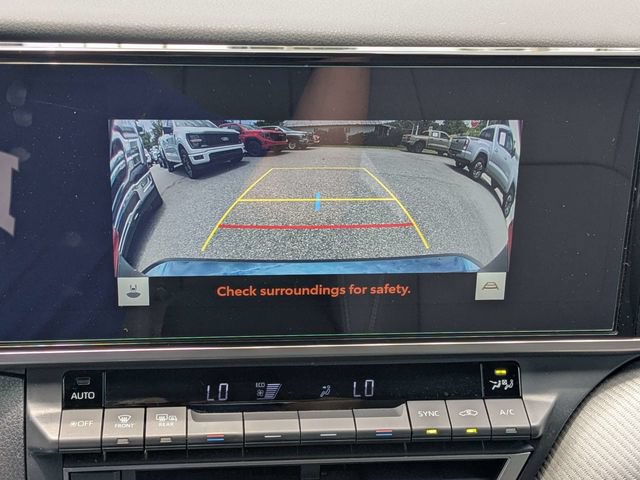 2026 Toyota Camry SE - Photo 27