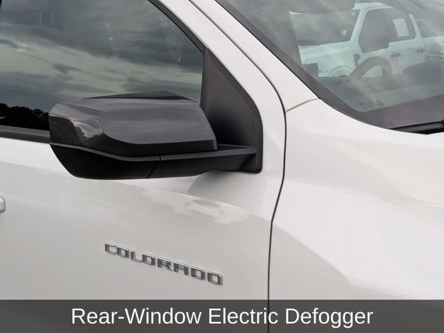 2024 Chevrolet Colorado LT - Photo 14