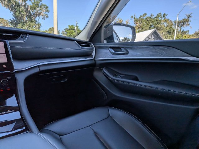 2023 Jeep Grand Cherokee L Limited - Photo 25