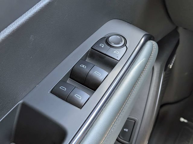 2025 GMC Acadia AT4 - Photo 26