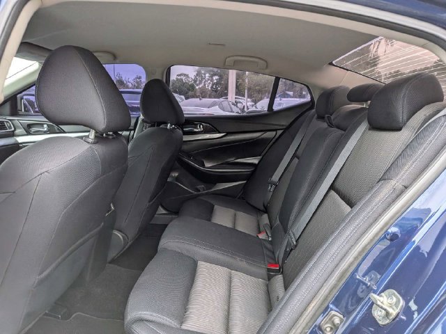 2016 Nissan Maxima S - Photo 16