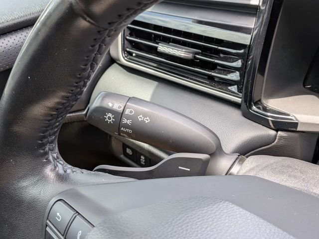 2025 Toyota Camry XSE - Photo 25