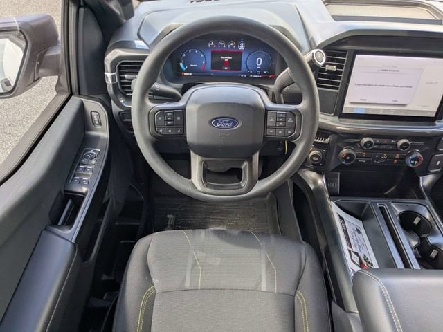2025 Ford F-150 STX - Photo 14