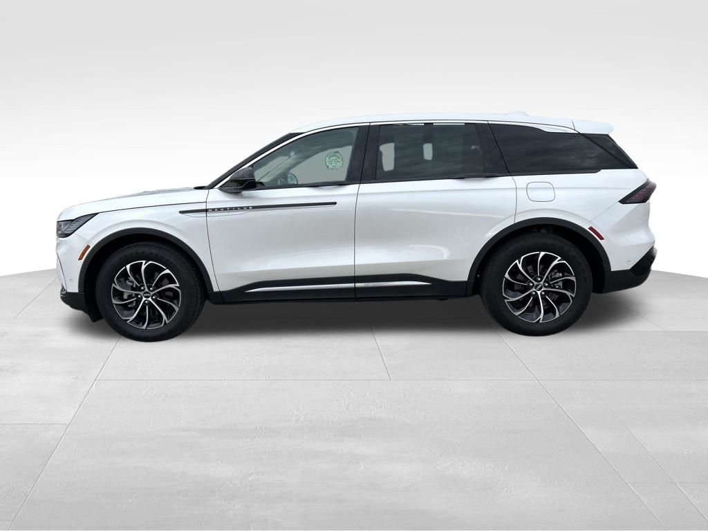 Used 2024 Lincoln Nautilus Premiere with VIN 5LMPJ8JAXRJ858528 for sale in Lake City, Minnesota