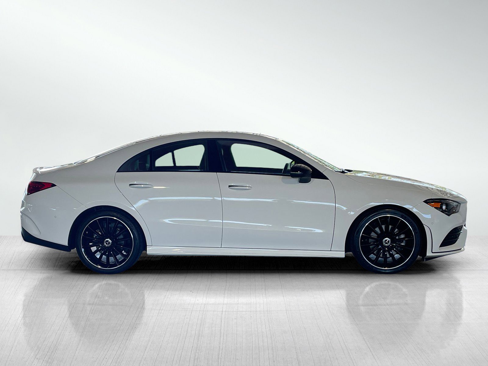 2023 Mercedes Benz CLA 250 photo 3