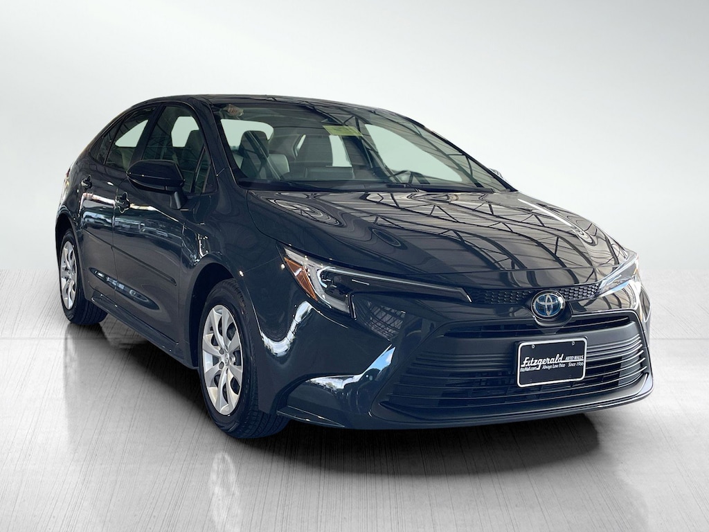 Used 2025 Toyota Corolla Hybrid LE Sedan