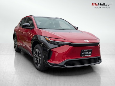 2025 Toyota bZ4X XLE SUV