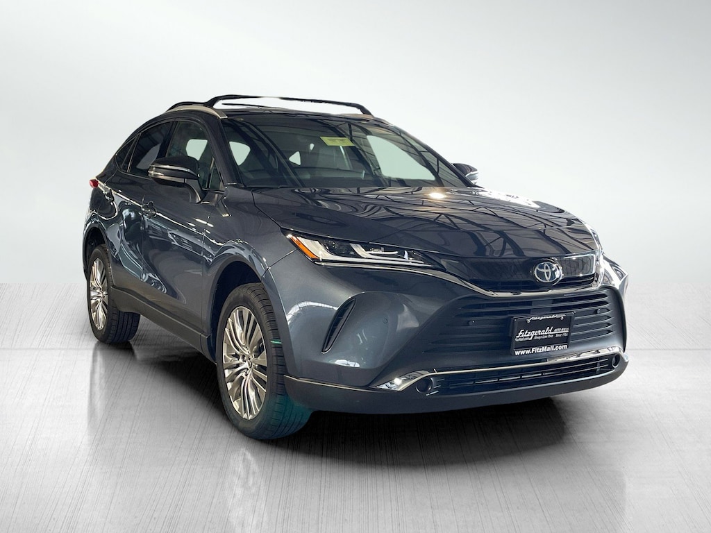 Used 2022 Toyota Venza XLE SUV