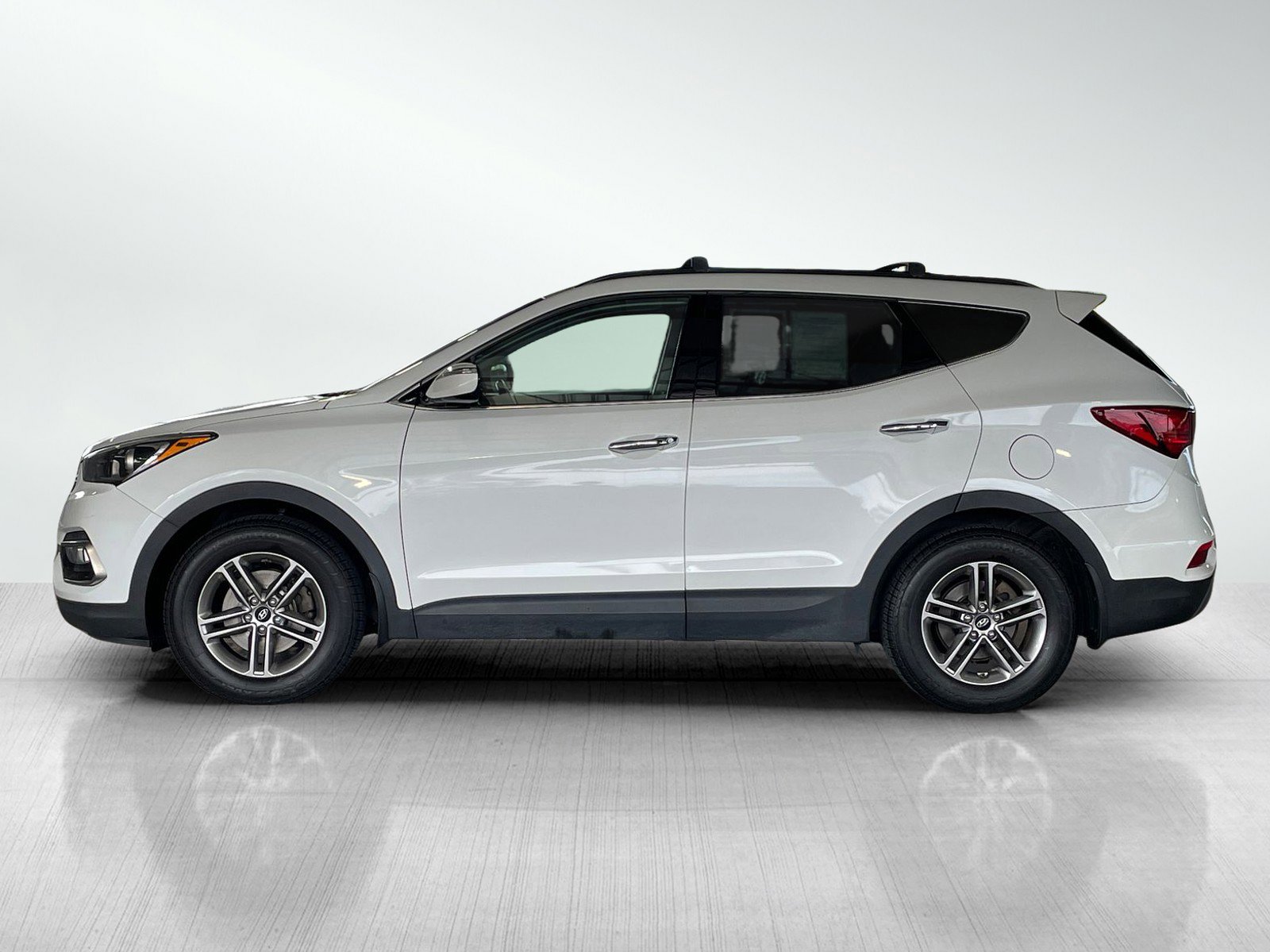 2018 Hyundai Santa Fe Sport photo 3