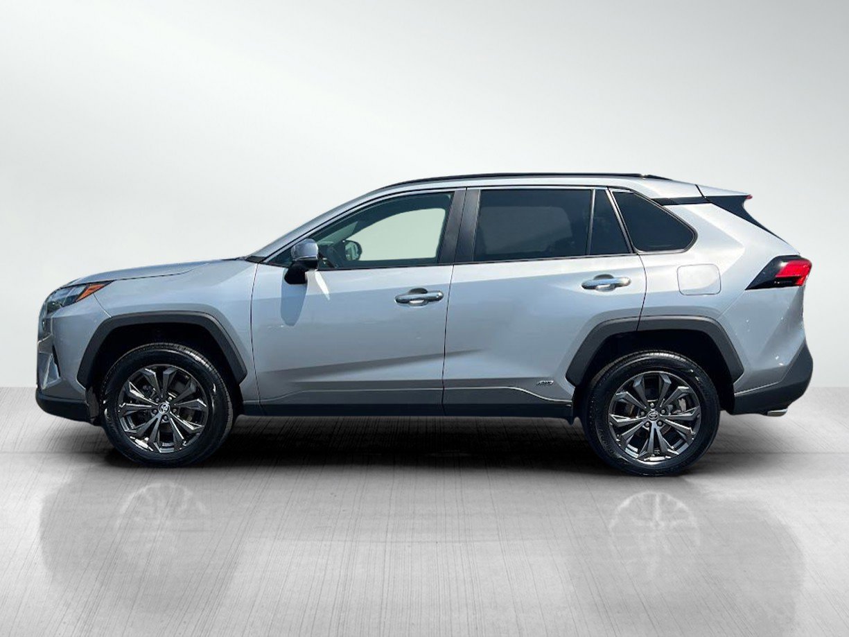 2023 Toyota RAV4 Hybrid Limited photo 2