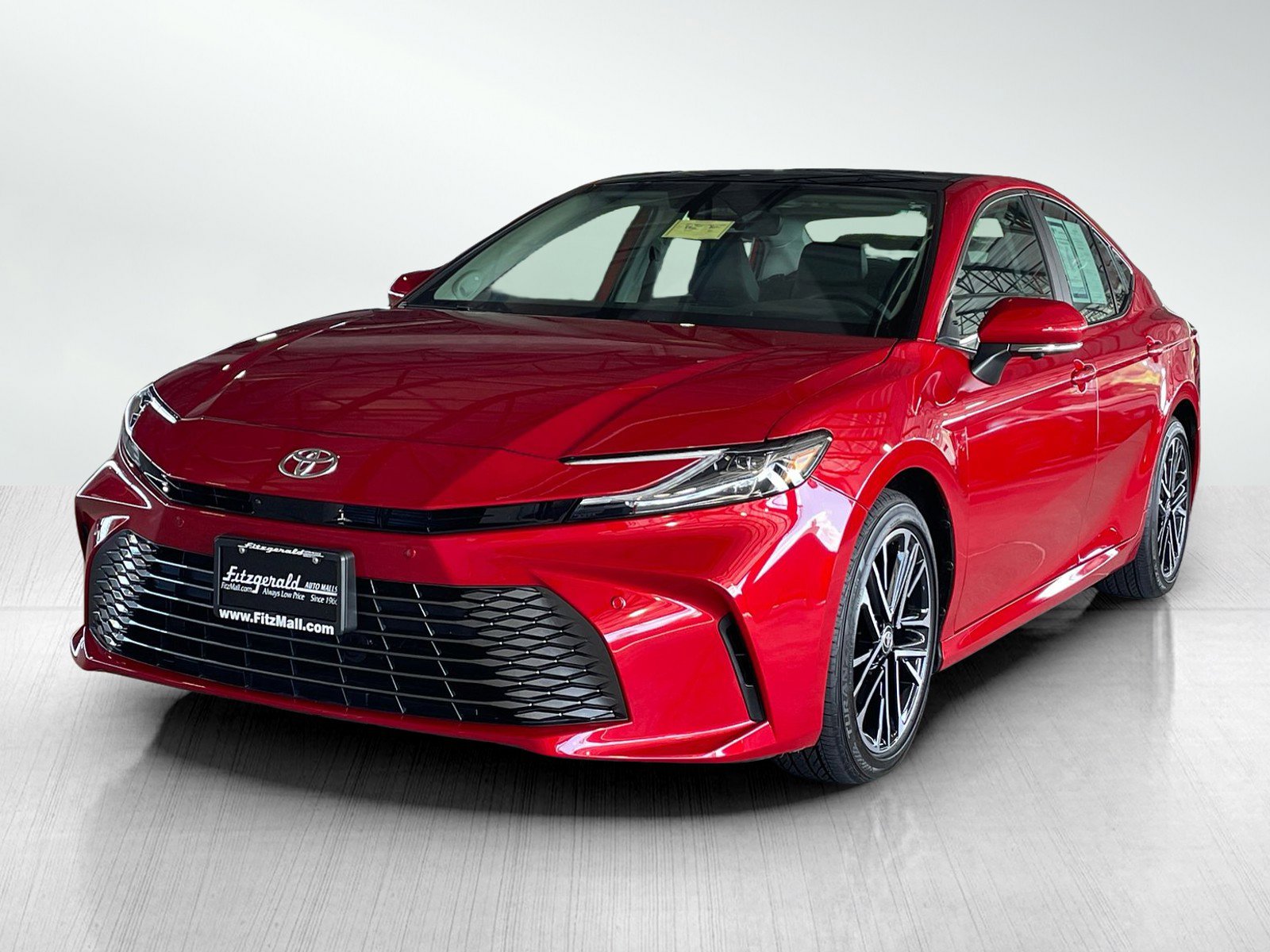 2025 Toyota Camry XLE photo 2