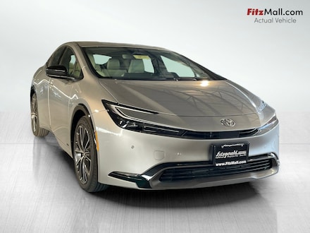 2025 Toyota Prius XLE AWD Hatchback