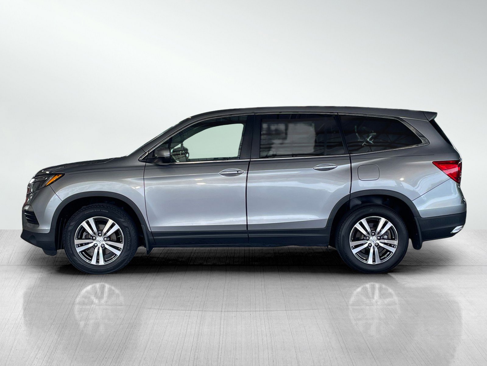 2017 Honda Pilot EX-L photo 3
