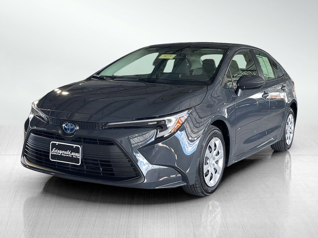 Used 2025 Toyota Corolla Hybrid LE Sedan