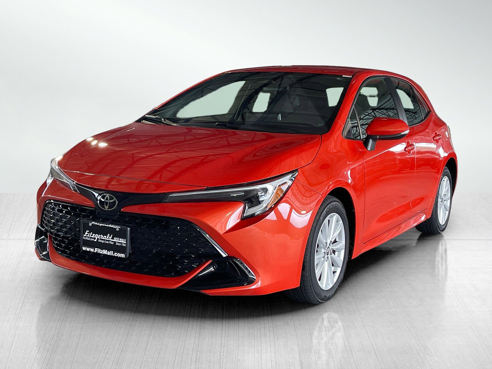 2025 Toyota Corolla SE photo 2