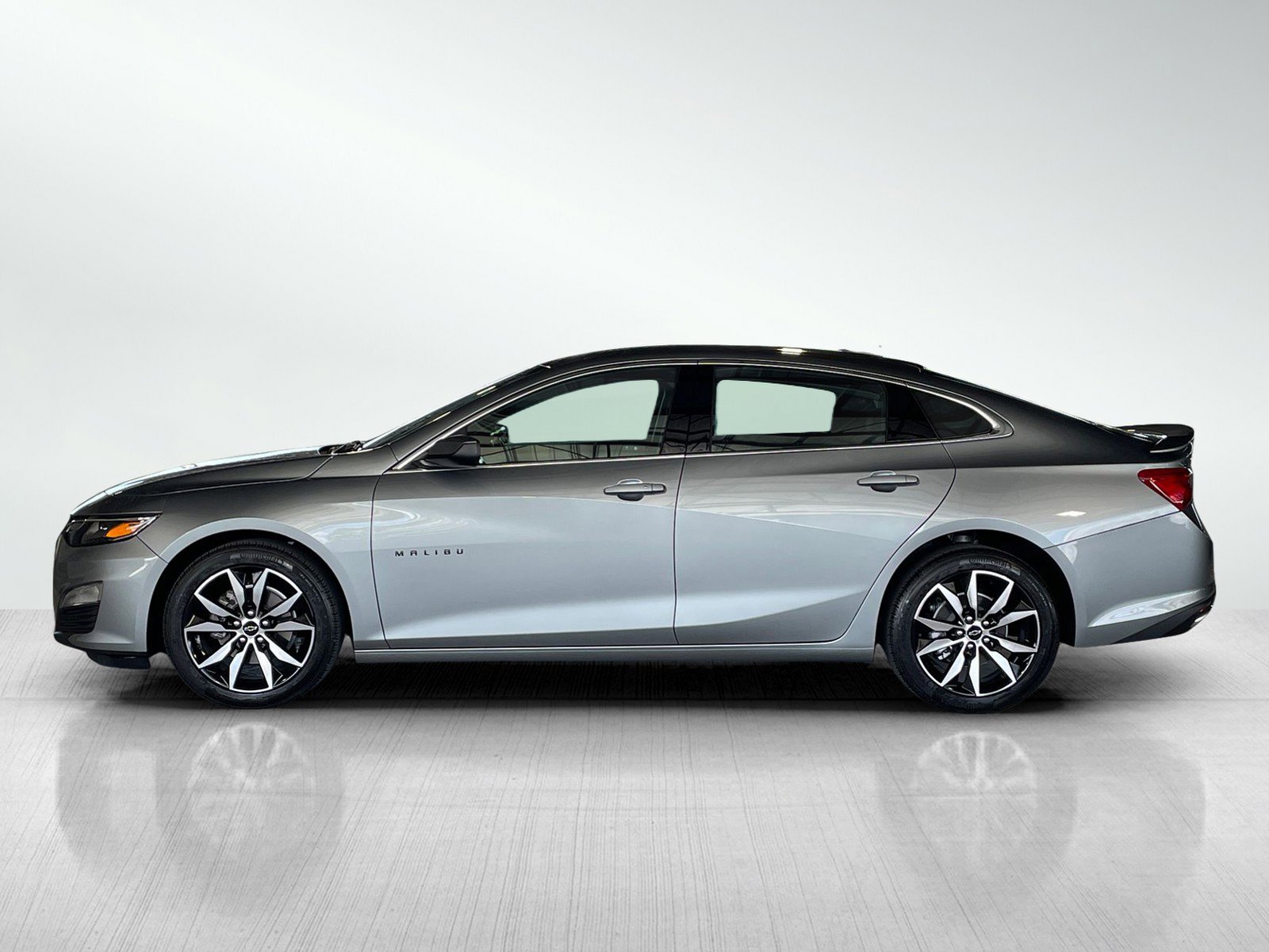 2025 Chevrolet Malibu RS photo 3
