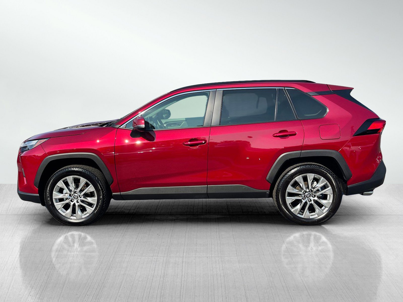2025 Toyota RAV4 XLE Premium photo 3
