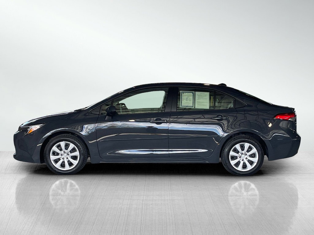 Used 2025 Toyota Corolla Hybrid LE Sedan
