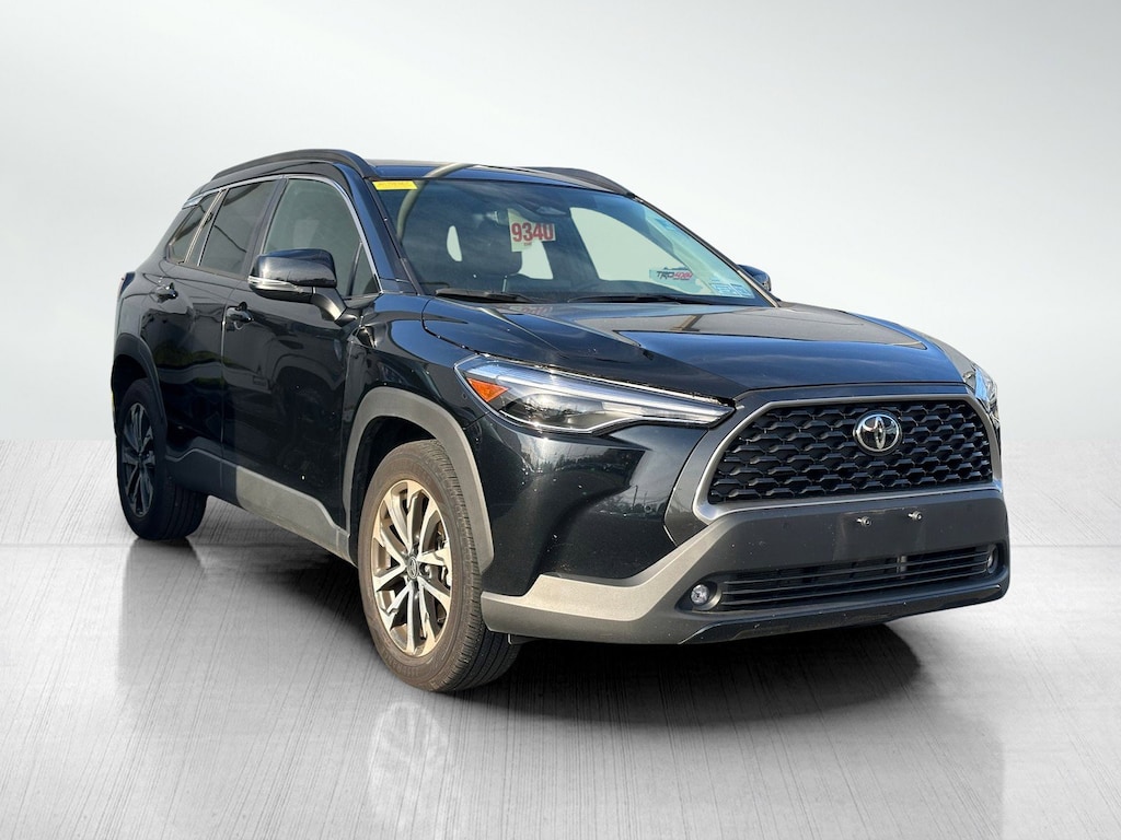 Certified 2025 Toyota Corolla Cross XLE SUV