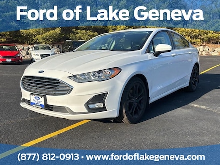 2020 Ford Fusion SE Sedan
