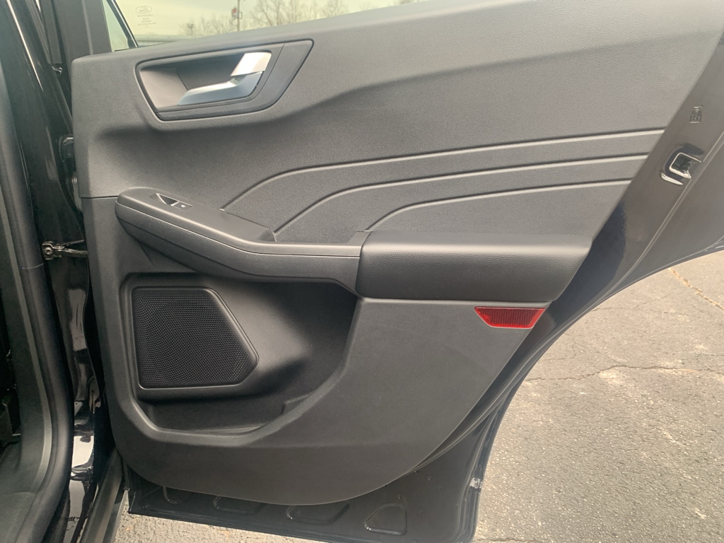 2022 Ford Escape Titanium - Photo 30
