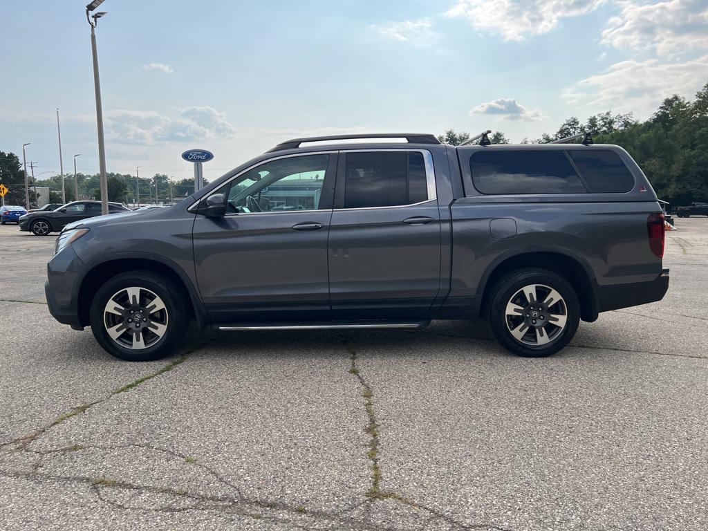 Used 2017 Honda Ridgeline RTL-T with VIN 5FPYK3F60HB010610 for sale in Lake Geneva, WI