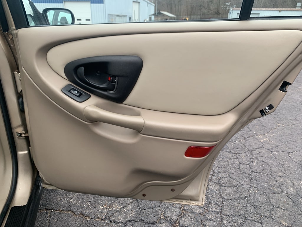 2003 Chevrolet Malibu Base - Photo 25