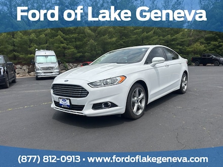 2016 Ford Fusion SE Sedan