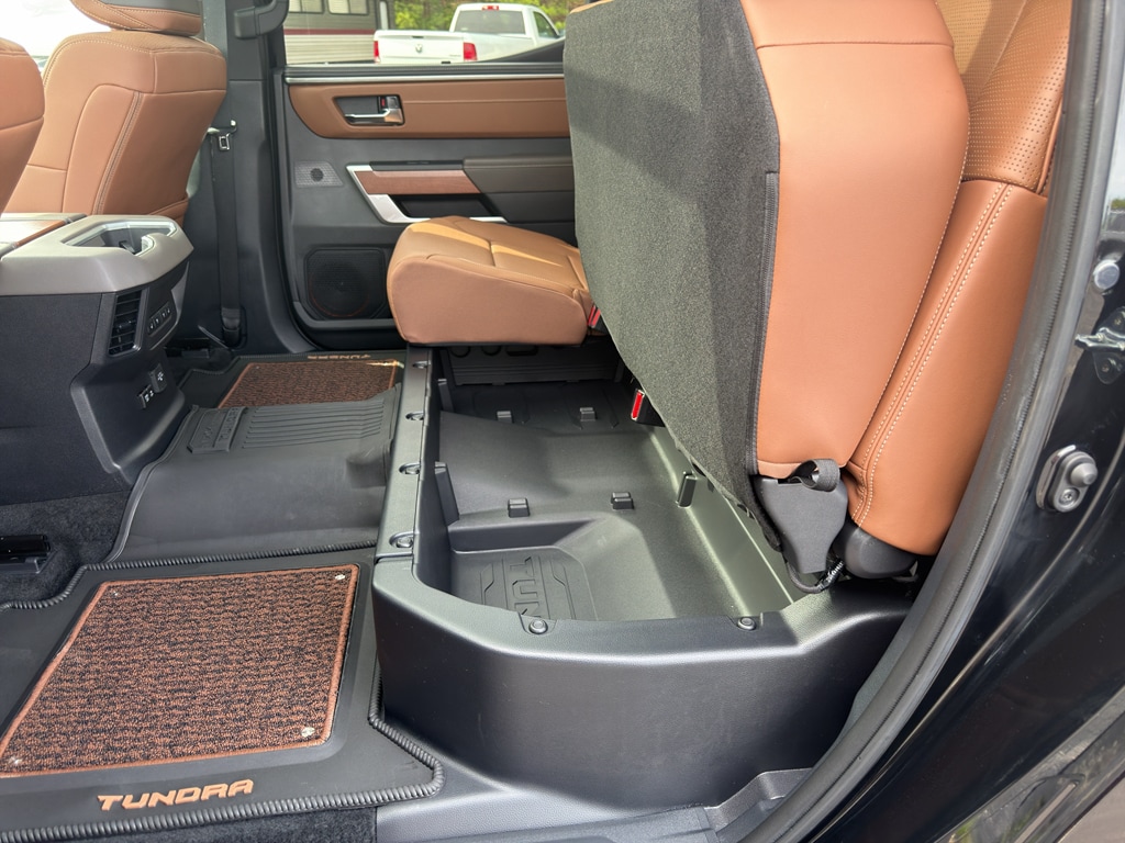 2025 Toyota Tundra 1794 Edition - Photo 26