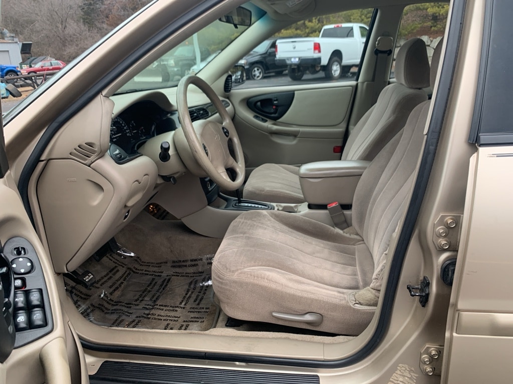 2003 Chevrolet Malibu Base - Photo 10
