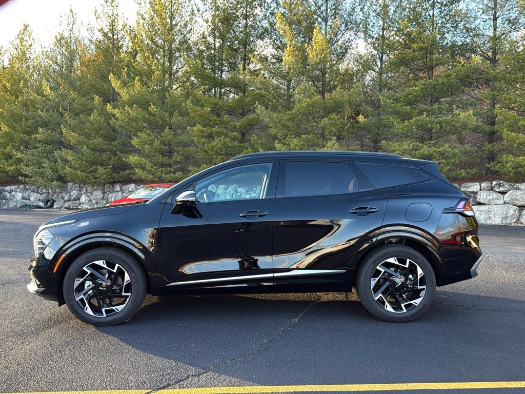 Used 2025 Kia Sportage SX Prestige with VIN 5XYK53DF3SG270735 for sale in Lake Geneva, WI