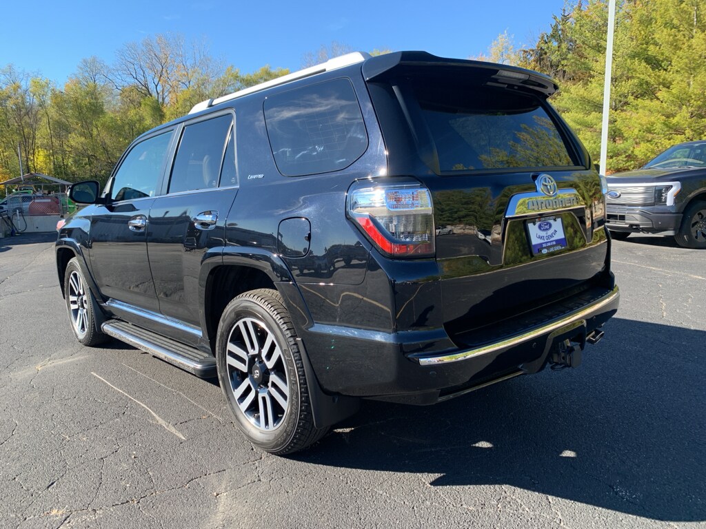 2021 Toyota 4Runner Limited photo 2