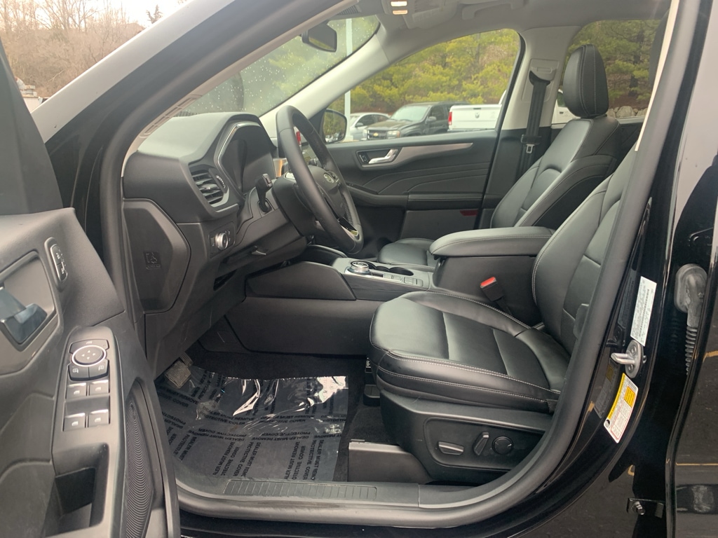 2022 Ford Escape Titanium - Photo 10