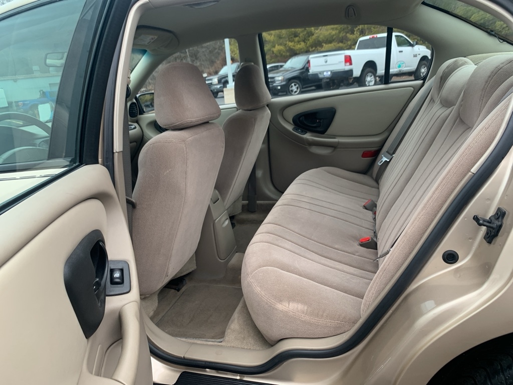 2003 Chevrolet Malibu Base - Photo 19