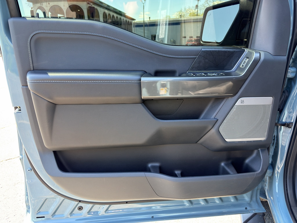 2023 Ford F-150 XLT - Photo 8