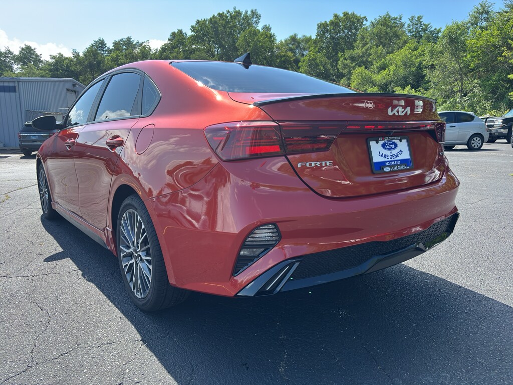 2023 Kia Forte GT-Line photo 3