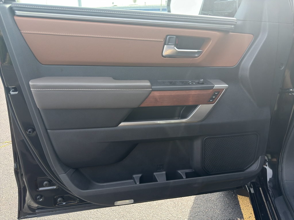 2025 Toyota Tundra 1794 Edition - Photo 9